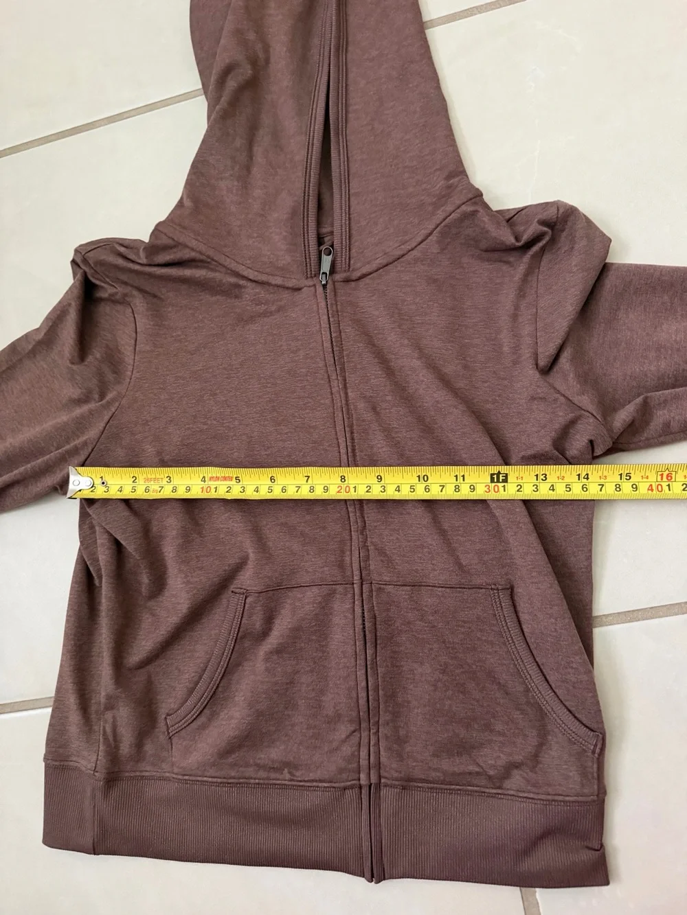 Vuori Halo Mini Women's Brown Zip Hoodie - Picture 6 of 6